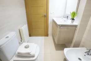 Fantastic premiere apartment with sea views - Image 4