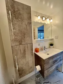Suburban Oasis with Private Pool, Jacuzzi & Gym! - Image 3