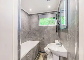 Very comfortable lodge with one double and one twin. - Image 5