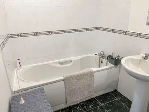 Moderne-Cottage-SDB privée avec baignoire-Vue ville-Gaia Lane - Image 2