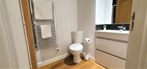 Ultra Modern, Super Comfortable, 2 Bed Apartment Northampton Town Centre - Image 3