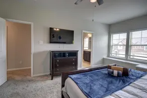 Roseberg/Suglarland  3-BR - Extended Stay 30 days - Image 3