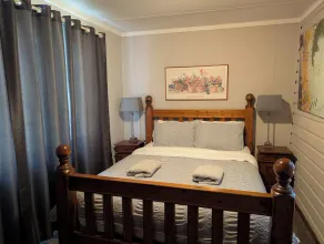 Stone Cottage - Close to beach and estuary - Image 3