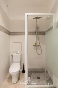 Studio Quélin 2 | Bright | City Center | 2 Guests - Image 2