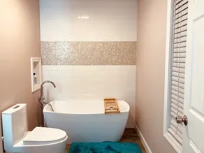 Entire House, 4 Bedrooms, Gym Room@10 mins to Providence - Image 4