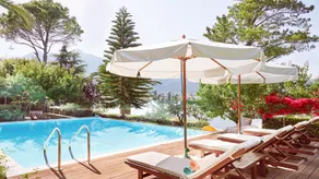 Superb waterfront villa with private pool, jetty, motorboat included and sauna - Image 5