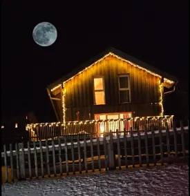 CHALET CHESETTA A mountain chalet at 1,600 meters with a great view—perfect for relaxing, etc. - Image 4