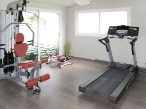 Dejlig lejlighed i villa med WIFI, pool, klimaanlæg, TV, gårdhave og kæledyr tilladt - Image 2