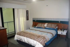 Noosa Lakes Apartment - Image 3