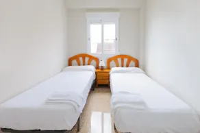 Turia - Apartment In El Brosquil - Image 4