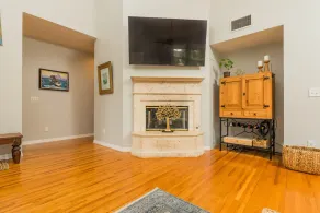 NEW EXCLUSIVE LISTING ''  COASTAL TREEHOUSE \"  BEAUTIFUL BEACH NEIGHBORHOOD!!! - Image 2