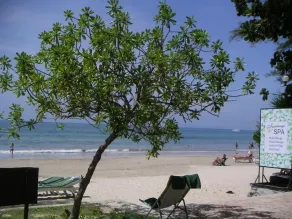 newly renovated 1-bedroom, 43 sqm, located in hearth of town and close to beach - Image 2