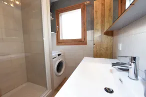 350m from the ski lifts, parking, in the village center of La Clusaz - Image 4