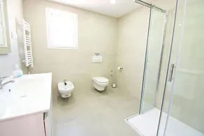 5-Bed Spanish Villa/Pool/Gardens/WIFI - Benalmadena Pueblo. Centrally located. - Image 5