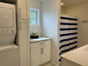 LIKE NEW! Private Lake House in a beautiful wide cove! 5 1/2 MM Gravois Arm - Image 4