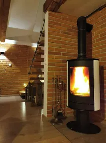 Une Maison à Colombages - Cosy, Lumineuse et Sauna - Image 3