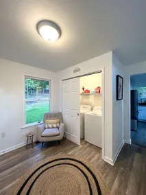 Cozy Chalet: Newly Renovated Two Bedroom with WiFi, Deck, Fire Pit & Grill - Image 2