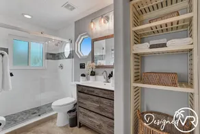 Modern house w heated pool game room - Image 2