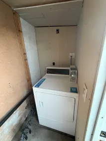 1-bedroom vacation home just 5 minutes to Kia Forum - Image 3