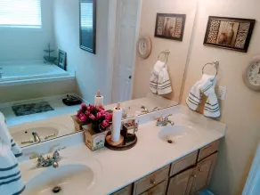 CrownCity Home Away From Home - Image 2