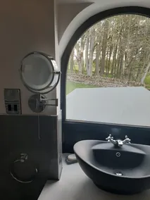 Railway carriage, perfect for families,friends or couples in an amazing location - Image 4