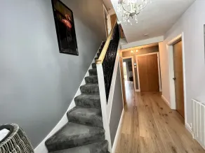Elegant 4 Bedroom Detached House - Image 2