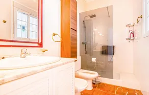 Awesome Home In Valencina De La Concep - Image 3