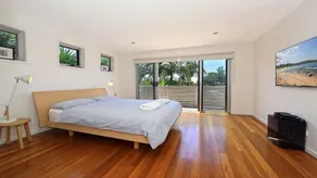 Palm Oasis - renovated miners' cottage with all mod cons - Image 5