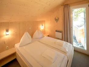 Beautiful chalet with sauna - Image 4