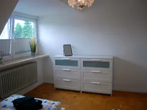 70 sqm for up to 4 people in Dannewerk Schleswig-Holstein. Car parking space and storage room for e-bikes, washing machine, full bathroom with bathtub, high chair and travel cot are available Bedding for the travel cot please bring your own... - Image 2