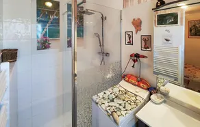 1 Bedroom Gorgeous Home In Capestang - Image 2