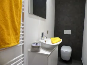 Charmigt 4½-rums hus med stor park och privat pool - Image 3