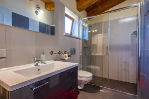 Villa spaziosa e privata con piscina, silenziosa e adatta ai bambini - Image 4