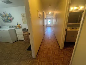 4Bed/2Bath Pet Friendly, Fenced Back Yard, Steps to Beach Access - Image 2