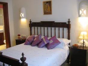 Detached Luxury villa, private heated pool, stunning sea views in Faro Park - Image 3