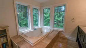 5 bdrm, 4 bath, Lake Joe Island Property! Boathouse! - Image 3