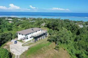 Belle Balise Featuring Private Suites on the Stunning Coral Coast of Fiji - Image 4