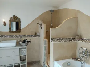 Chambre bleue - 1st floor - 5 minutes from the city center - Image 3