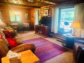 Cozy Log Cabin close to Old Forge and Boonville. Great for small families! - Image 4