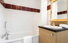 Group Duplex Holiday Home in Cajarc - Image 2