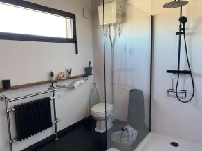 Your rooftop room with private bathroom and terrace - Image 3