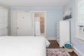 Your quiet corner of Montgomery. Tucked away for privacy and peace, yet just 3 minutes from the Alabama State Capitol. Come back, shut the door, and unwind. - Image 4