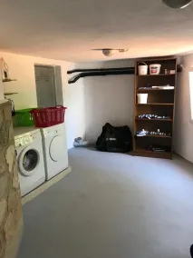 Appartement ensoleillé avec piscine d'eau salée, bain à remous, vue sur la montagne - Image 2