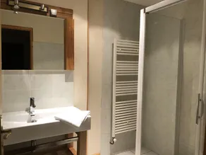 dejlig lejlighed bedømt 4 * i familie chalet på skråningerne af Valmorel ... - Image 5