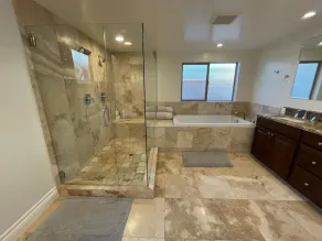 OCEAN VIEWS - Image 4
