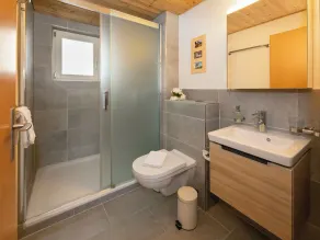 Holiday Home Chalet Reinhysi by Interhome - Image 4