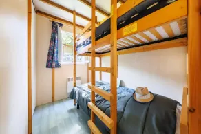 Maeva Respire campsite in La Croze *** - Chalet Vanille 4 Rooms 6 People - Image 5