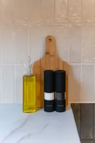 Chic Cotswold Tiny Home - Oddity House - Image 3