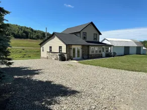The Farmhouse - Image 4