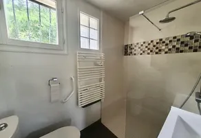Maison avec sous sol indépendant et parking à 2km de Versailles - Image 2